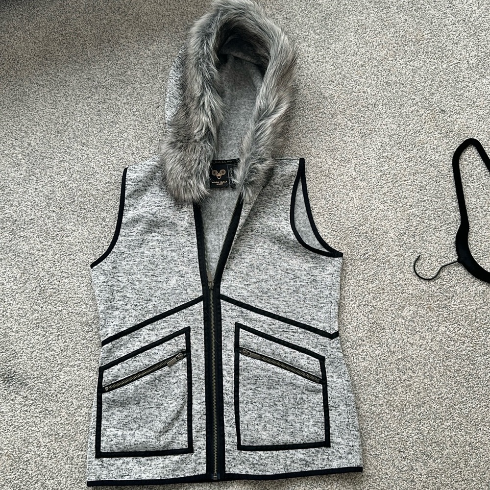 Like new wooly bully vest